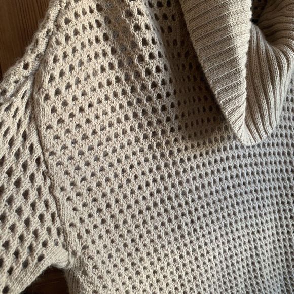 BCBG Max Azira Bethenny Camel Tan Chunky Knit Crochet Cowl Sweater, Size Small - Picture 7 of 13